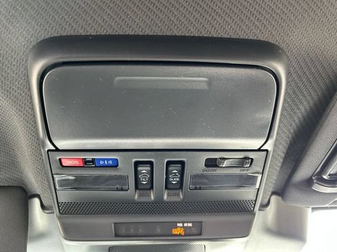 New 2026 Subaru Outback Touring AWD/4WD image 17