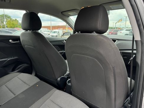 Used 2022 Hyundai Accent SE FWD image 21