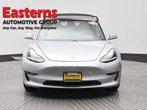 Used 2018 Tesla Model 3 Long Range image 2