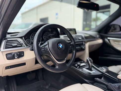 Used 2018 BMW 330i xDrive Sedan w/ Convenience Package AWD/4WD image 14