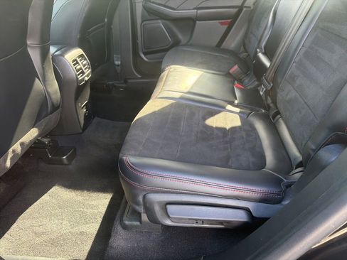 Used 2022 Ford Escape SEL w/ SEL Stealth AWD Package image 17