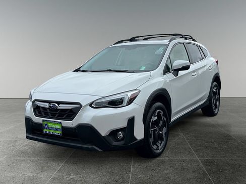 Used 2021 Subaru Crosstrek 2.5i Limited w/ Moonroof Package 2 AWD/4WD image 3