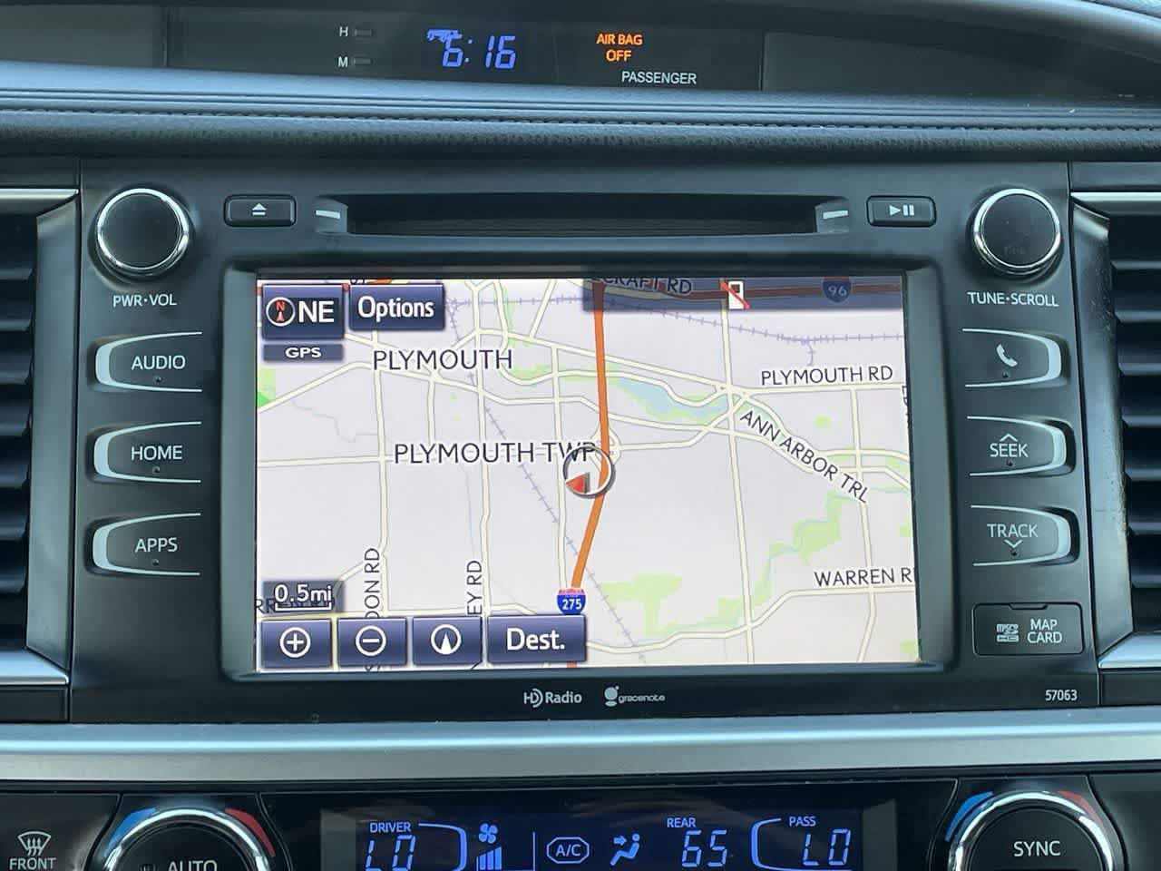 Used 2015 Toyota Highlander XLE AWD/4WD image 23
