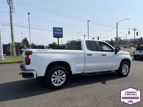 Used 2025 Chevrolet Silverado 1500 Custom AWD/4WD image 6