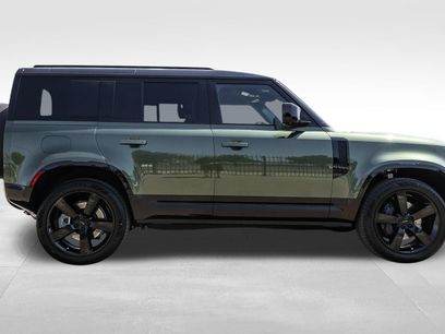 New 2026 Land Rover Defender 110 X-Dynamic SE