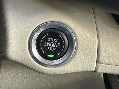 Certified 2023 Buick Envision Avenir AWD/4WD image 39