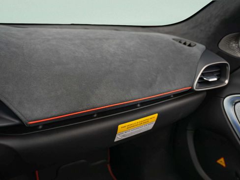 Used 2023 McLaren Artura RWD image 33