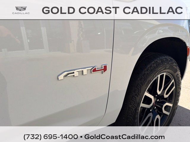 Used 2024 GMC Yukon AT4 w/ LPO, Floor Liner Package AWD/4WD image 7