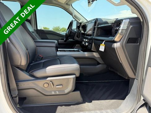 Used 2025 Ford F250 Lariat AWD/4WD image 46