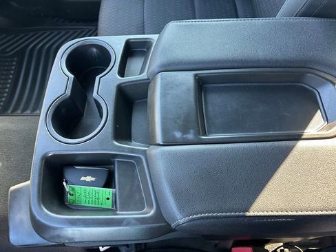 Used 2024 Chevrolet Silverado 2500 Custom w/ Custom Convenience Package image 28