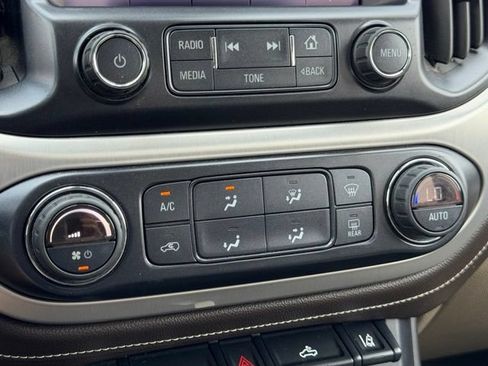 Used 2016 GMC Canyon SLT w/ Driver Alert Package RWD image 23