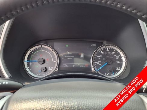 Used 2026 Toyota Highlander XLE AWD/4WD image 12