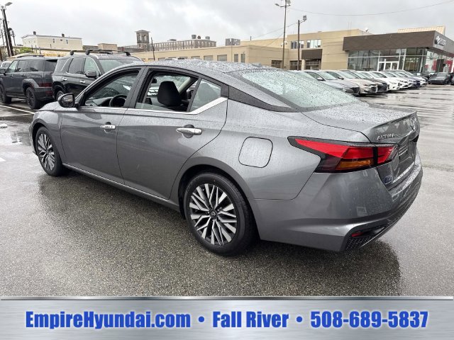 Used 2023 Nissan Altima 2.5 SV FWD image 9