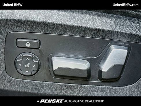 Used 2024 BMW X5 xDrive40i w/ Premium Package AWD/4WD image 4