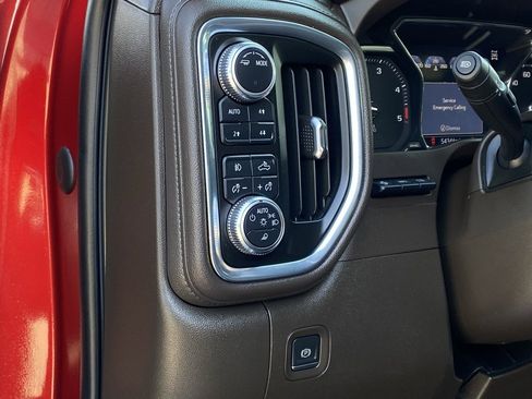 Used 2021 GMC Sierra 2500 Denali w/ Denali Ultimate Package image 12