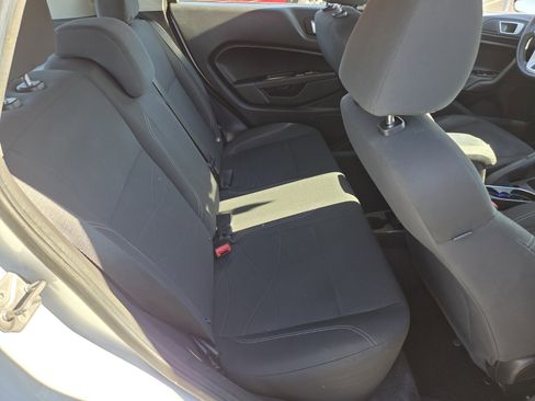 Used 2014 Ford Fiesta SE image 14