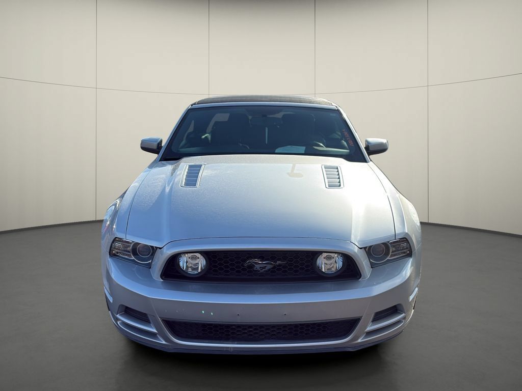 Used 2014 Ford Mustang GT w/ Equipment Group 301A RWD image 2
