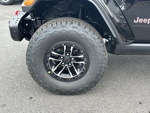 New 2026 Jeep Wrangler Unlimited Rubicon image 13