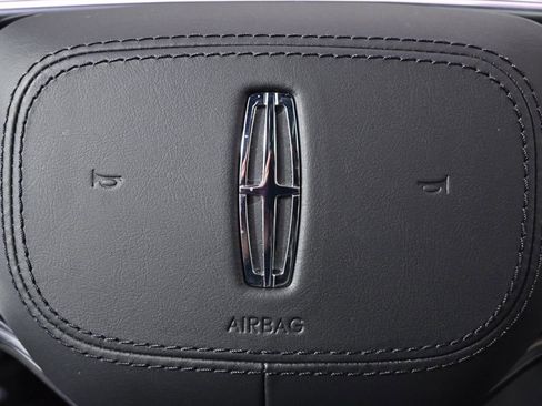 New 2026 Lincoln Nautilus Reserve image 35