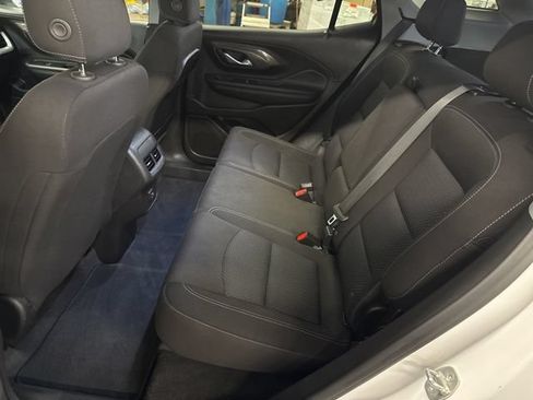 Used 2023 GMC Terrain SLE w/ Driver Convenience Package AWD/4WD image 22