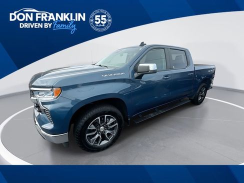 Used 2024 Chevrolet Silverado 1500 LT image 1