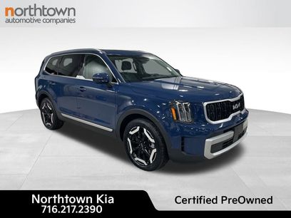 Used 2024 Kia Telluride EX w/ EX Captain's Chair Package