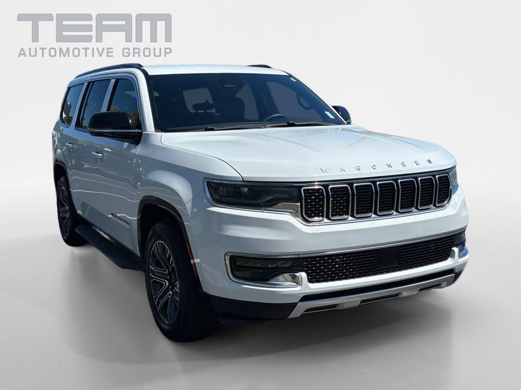 Certified 2024 Jeep Wagoneer Series II w/ Flexible Seating Group AWD/4WD image 1