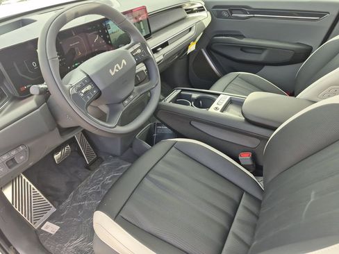 New 2026 Kia EV9 GT-Line image 10