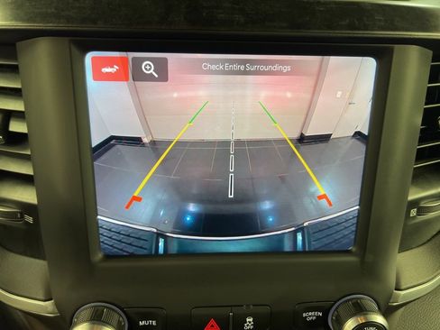 Used 2022 RAM 2500 Big Horn w/ Level C Equiment Group image 13