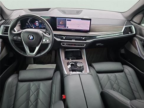 Used 2024 BMW X5 sDrive40i w/ Premium Package image 10