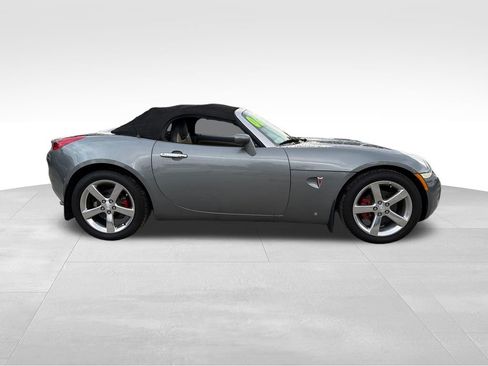 Used 2006 Pontiac Solstice Convertible w/ Premium Package RWD image 11