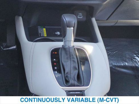 Certified 2024 Honda HR-V EX-L image 19