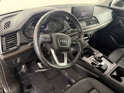 Used 2023 Audi Q5 2.0T Premium w/ Convenience Package AWD/4WD image 15