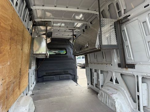 Used 2021 Mercedes-Benz Sprinter 2500 image 23