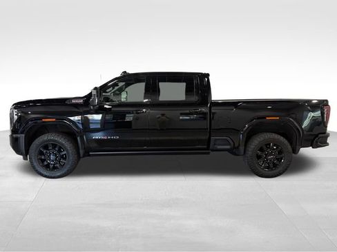 Used 2024 GMC Sierra 2500 AT4 w/ AT4 Premium Plus Package image 4