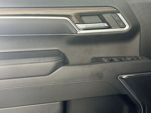 Used 2022 Chevrolet Silverado 1500 LT image 15