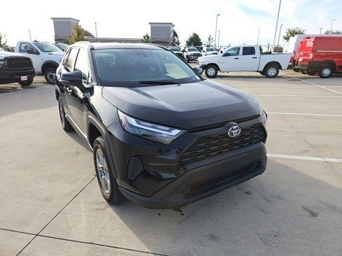 Used 2024 Toyota RAV4 XLE image 8