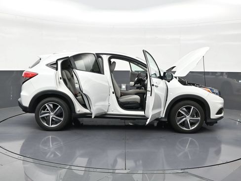 Used 2021 Honda HR-V EX image 30