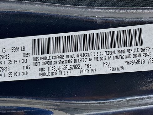 Used 2015 Jeep Wrangler Unlimited Sahara w/ Connectivity Group image 35