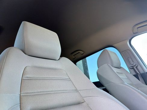 Used 2018 Honda CR-V LX image 21
