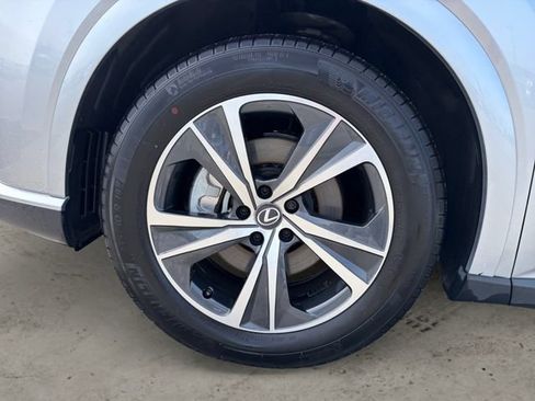 Used 2025 Lexus RX 350 AWD w/ Technology Package image 9