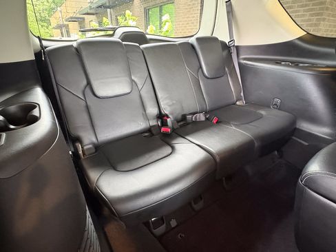 Used 2016 INFINITI QX80 4WD image 32