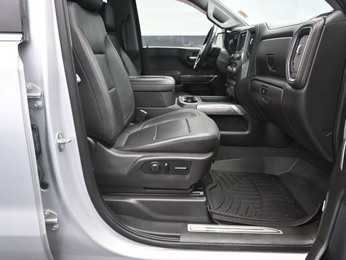 Used 2019 Chevrolet Silverado 1500 LTZ w/ LTZ Premium Package AWD/4WD image 21