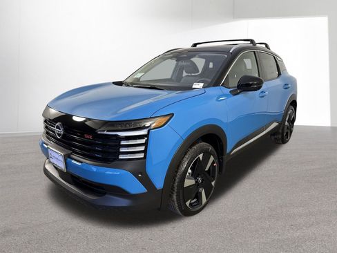 New 2026 Nissan Kicks SR w/ Cold Weather Package image 24