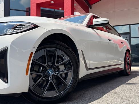 Used 2023 BMW i4 eDrive35 w/ Premium Package RWD image 2