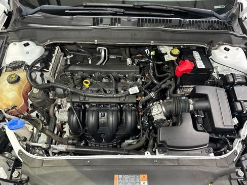 Used 2016 Ford Fusion SE FWD image 5