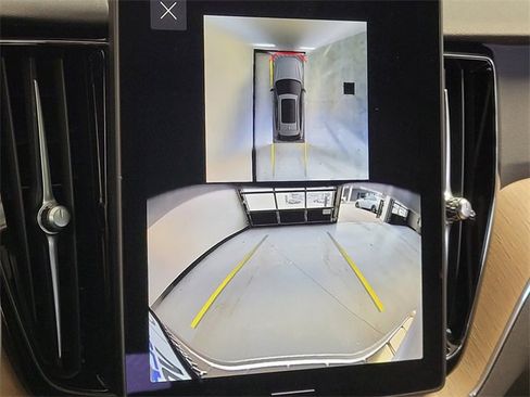 New 2026 Volvo XC60 B5 Plus w/ Protection Package Premier image 16