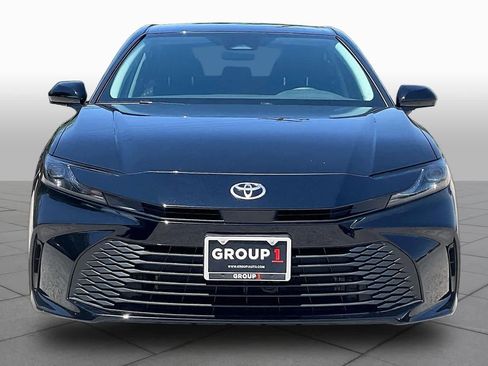 Used 2026 Toyota Camry LE FWD image 4