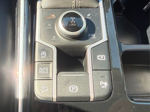 Used 2021 Kia Sorento SX AWD/4WD image 29