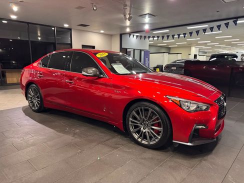 Used 2018 INFINITI Q50 Red Sport 400 w/ Proactive Package image 6